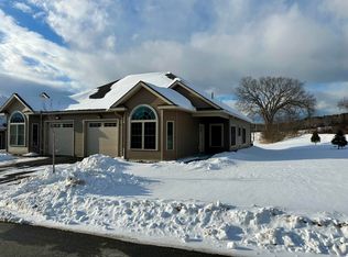 2 Galway Dr, Bangor, ME 04401