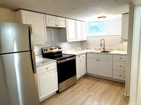 184 Burrill St, Swampscott, MA