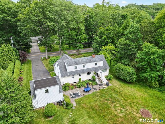 2nd image of 1432 Riverbank Road