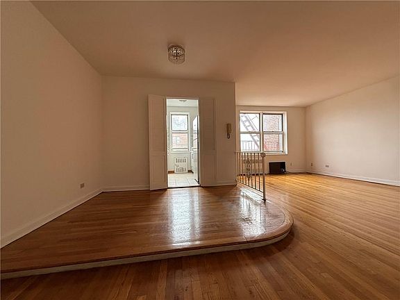 3rd image of 2900 Ocean Ave APT 5A