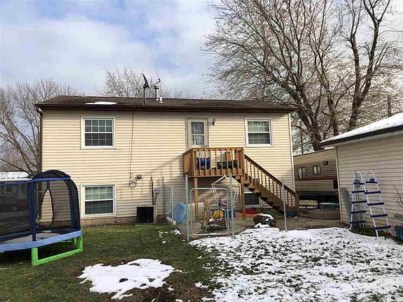 4th image of 929 Aspen Dr