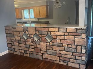 1207 Laura Ln, Marion, IL 62959