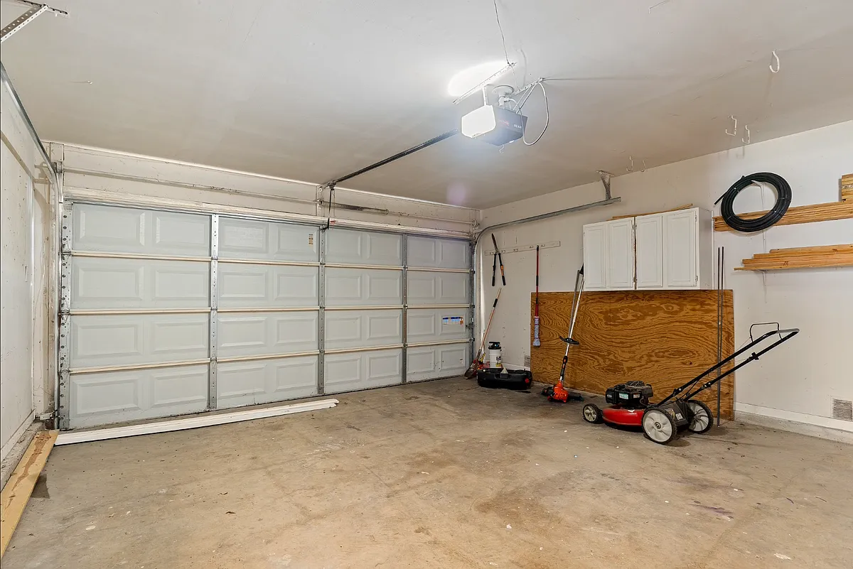 Garage - 9735 Fortune Ridge Dr