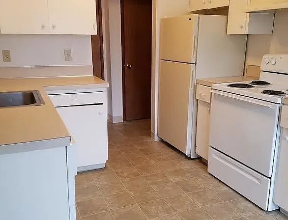 4th image of 1111 NW 122nd Ave #17a8486ba