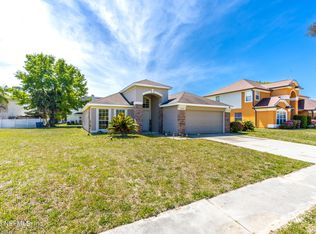 694 CHERRY BARK Drive N, Jacksonville, FL 32218