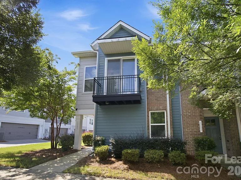 1205 Kohler Ave — Photo 2