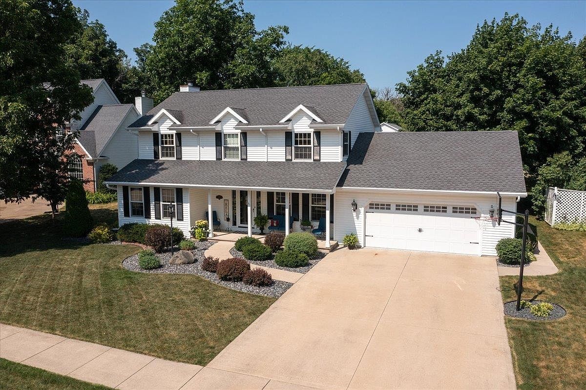 1701 Hunters Glen Dr, Oshkosh, WI 54904 Zillow
