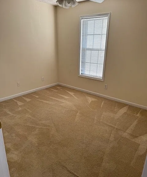5340 Miranda Dr — Photo 14