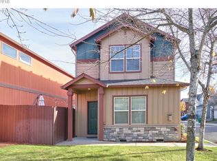 52169 SE 2nd St, Scappoose, OR 97056