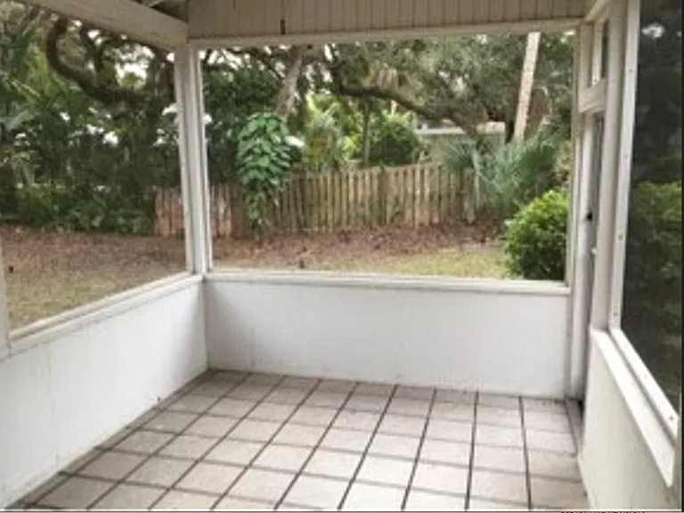 328 Live Oak Rd — Photo 20