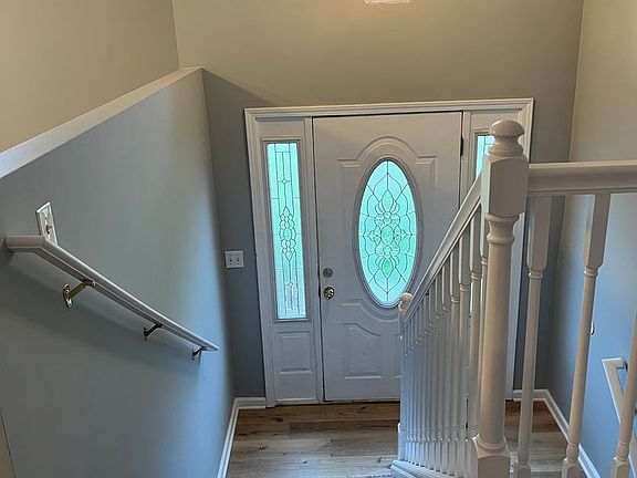 4th image of 1466 S Logsdon Pkwy