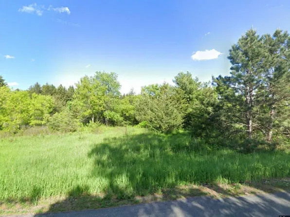 1223 52nd St, Hudson, WI 54016