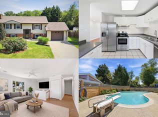 814 W Nettle Tree Rd, Sterling, VA 20164