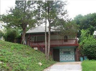 6365 Helen St, South Park, PA