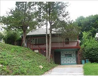 6365 Helen St photo 1