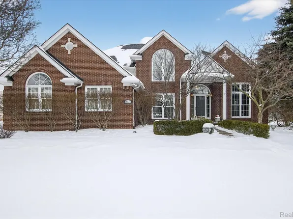 13544 Burning Tree Ln, Plymouth, MI 48170