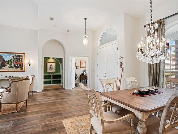 2nd image of 4979 Keeneland Cir