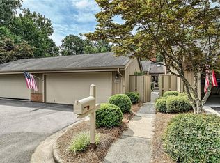 5342 Sandtrap Ln, Charlotte, NC 28226