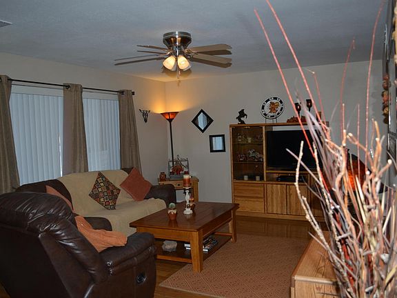 5th image of 16202 N 37th Dr