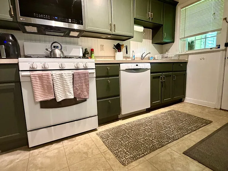 121 N Bradford Ave — Photo 8