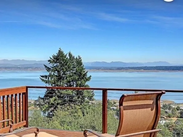 1435 Crestview Dr #Mil, Camano Island, WA 98282