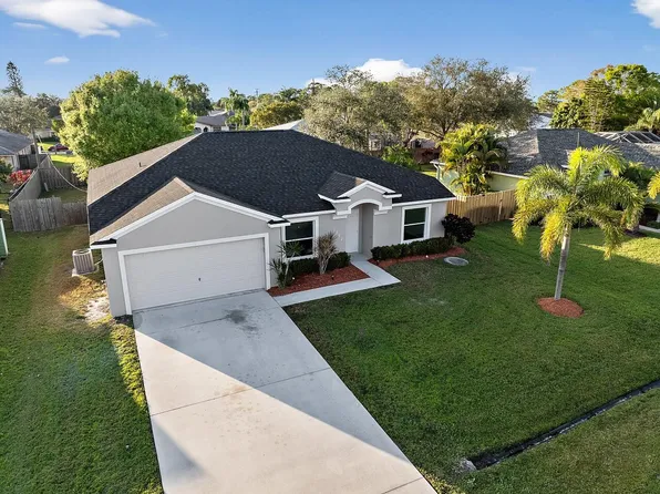 1382 SE Concha Street, Port St Lucie, FL 34983