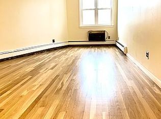 62-13 60th Dr #2R, Maspeth, NY 11378