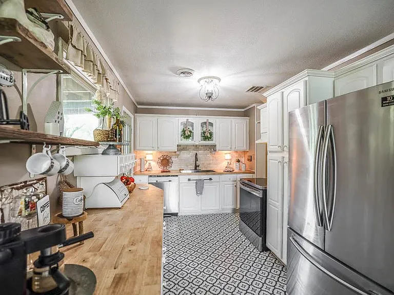1125 Timbergrove Dr — Photo 14
