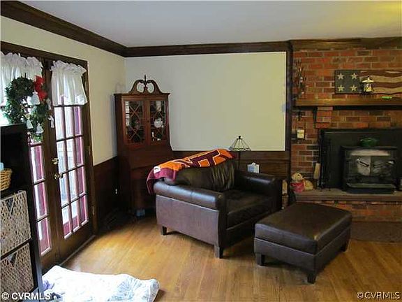 3rd image of 4411 Heritage Woods Ct