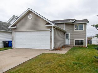5691 20th Street Cir S, Fargo, ND 58104