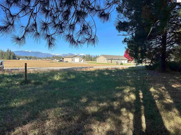 1 Rim Dr, Moyie Springs, ID 83845