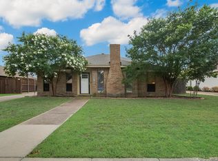 2010 Toulon Ln, Carrollton, TX 75007