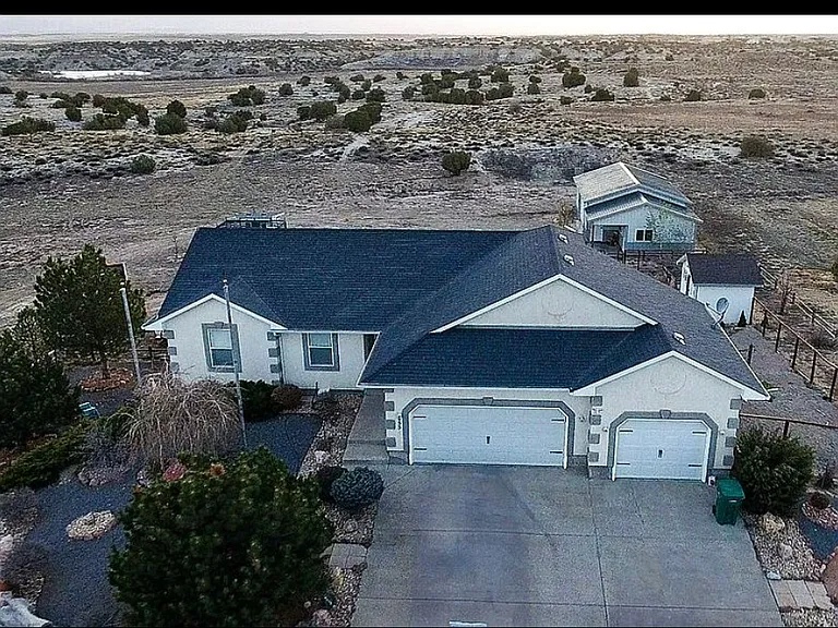 955 S Tierra Buena Dr — Photo 3