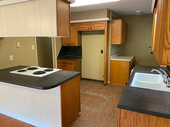 2nd image of 6101 Bel Air Dr