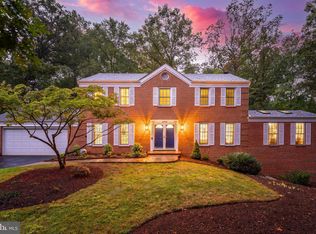 10809 Dayflower Ct, Reston, VA 20191