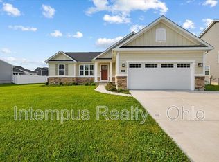 168 E Chapel Dr, Troy, OH 45373