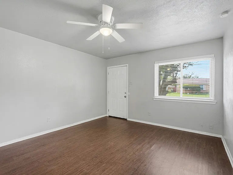 501 Rosewood Hills Dr — Photo 11