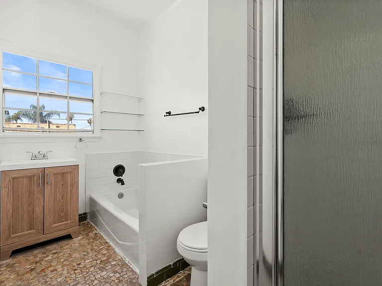 3049 Wellington Rd #3051-1/2 — Photo 10