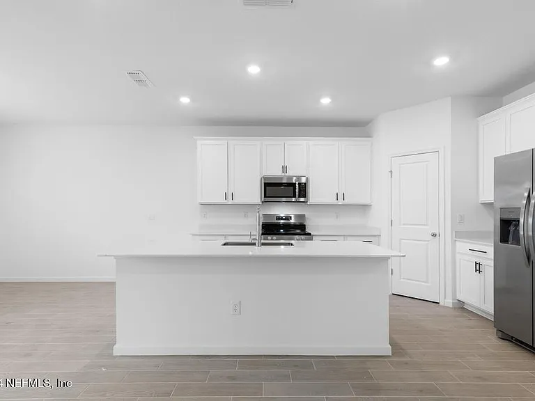 28 Disston Cv — Photo 11