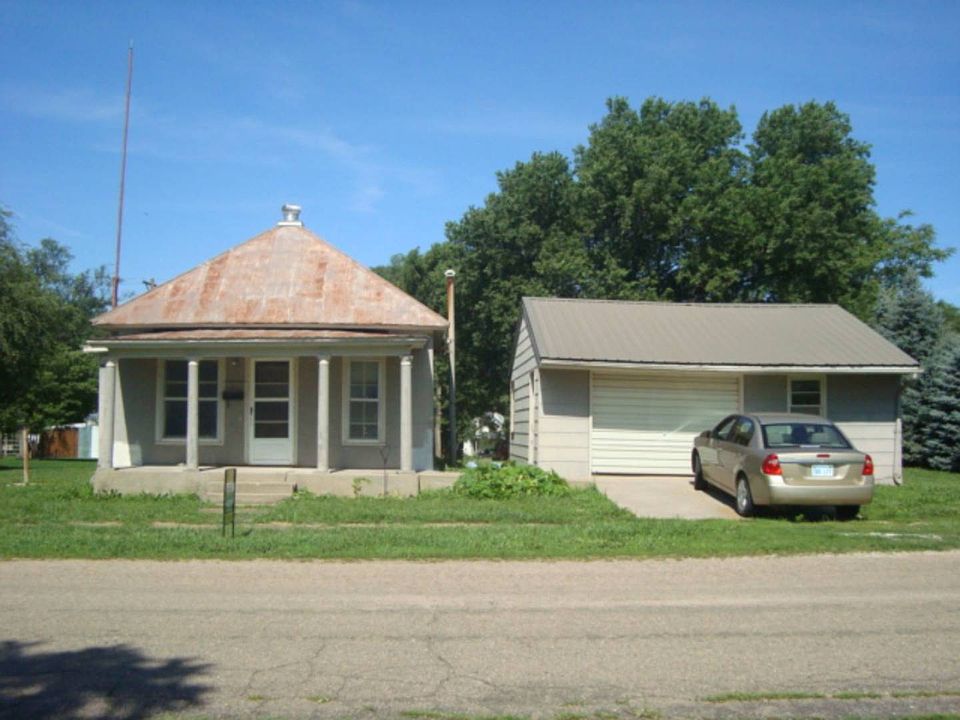 1st image of 37 S East St
