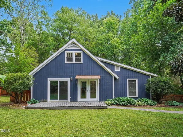 3201 Sherbon Dr, Durham, NC 27707