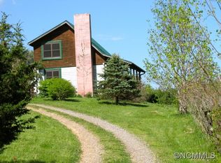 9 Shook Cove Rd, Leicester, NC 28748