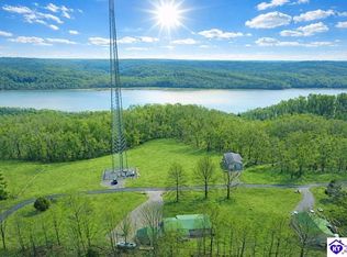 807 Stray Winds Rd, Campbellsville, KY 42718