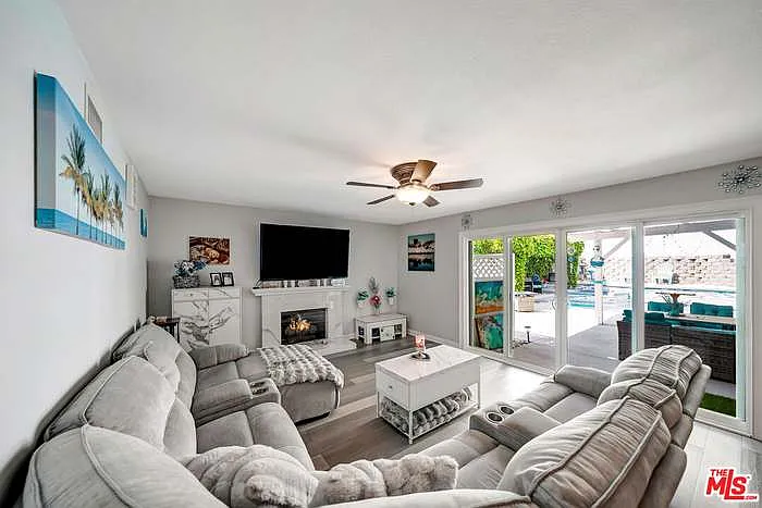 26817 Cuatro Milpas St — Photo 9