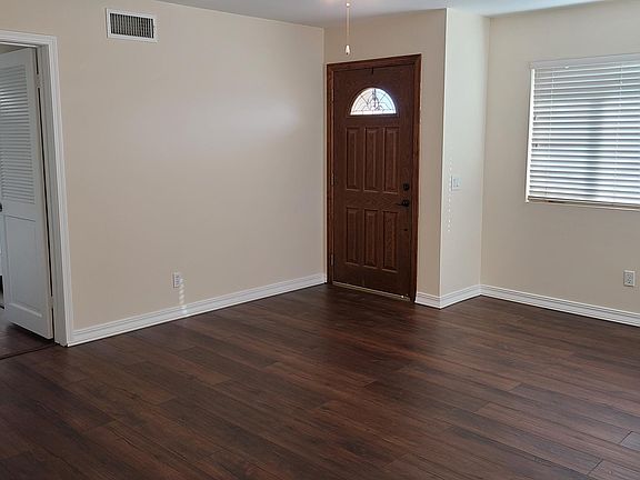 4th image of 9112 Cielito St