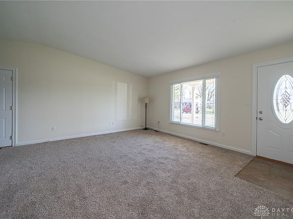 5th image of 625 Franklin Ave
