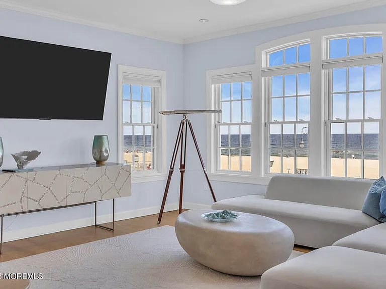 1302 Ocean Ave — Photo 24