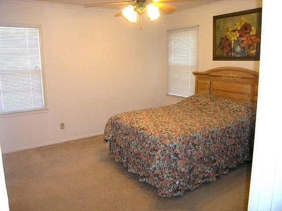 5th image of 6209 Kentwood Pl
