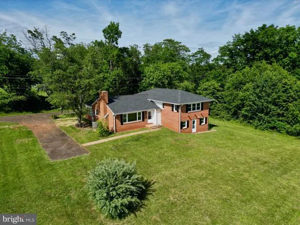 515 Radio Ln, Culpeper, VA 22701