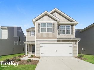 8421 Deerwood Rd, Charlotte, NC 28214